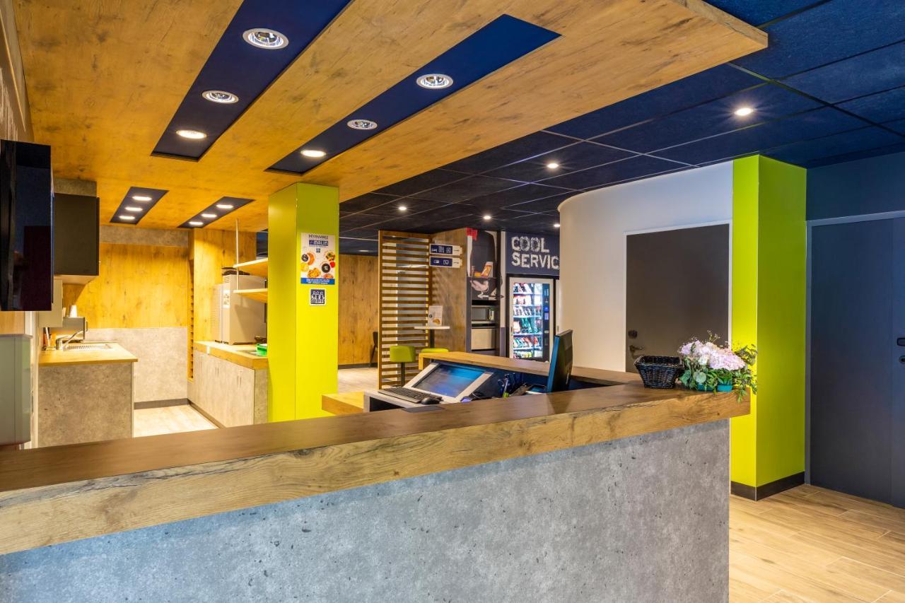 Ibis Budget Paris Clichy Mairie Exterior foto