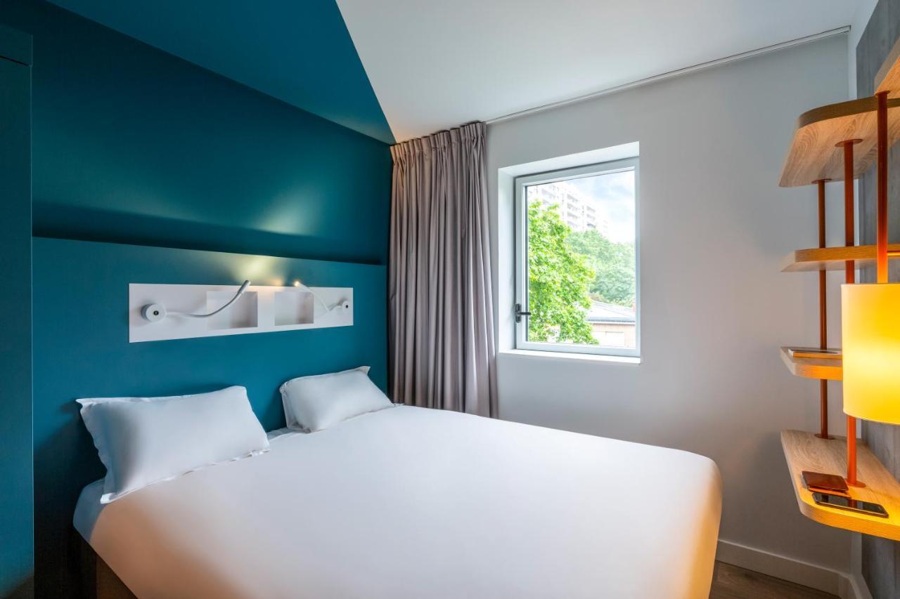 Ibis Budget Paris Clichy Mairie Exterior foto
